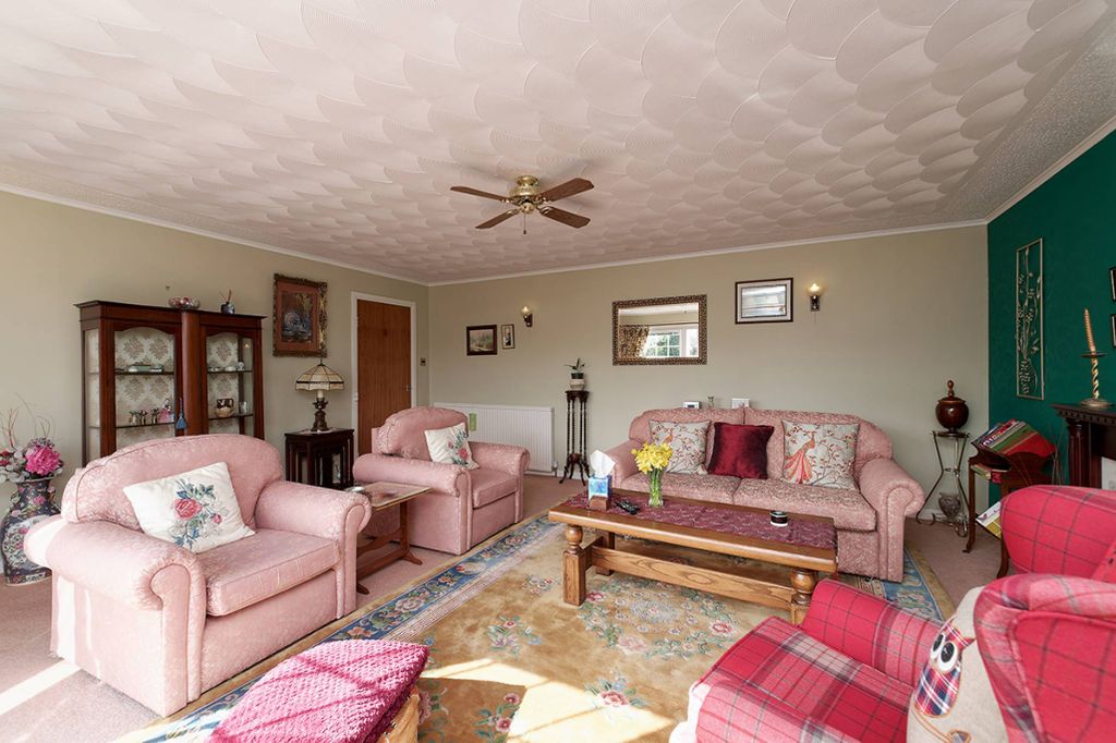 Property photo 3 of 30