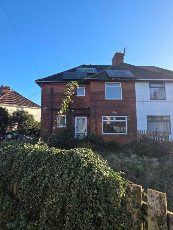 Property photo 1 of 12