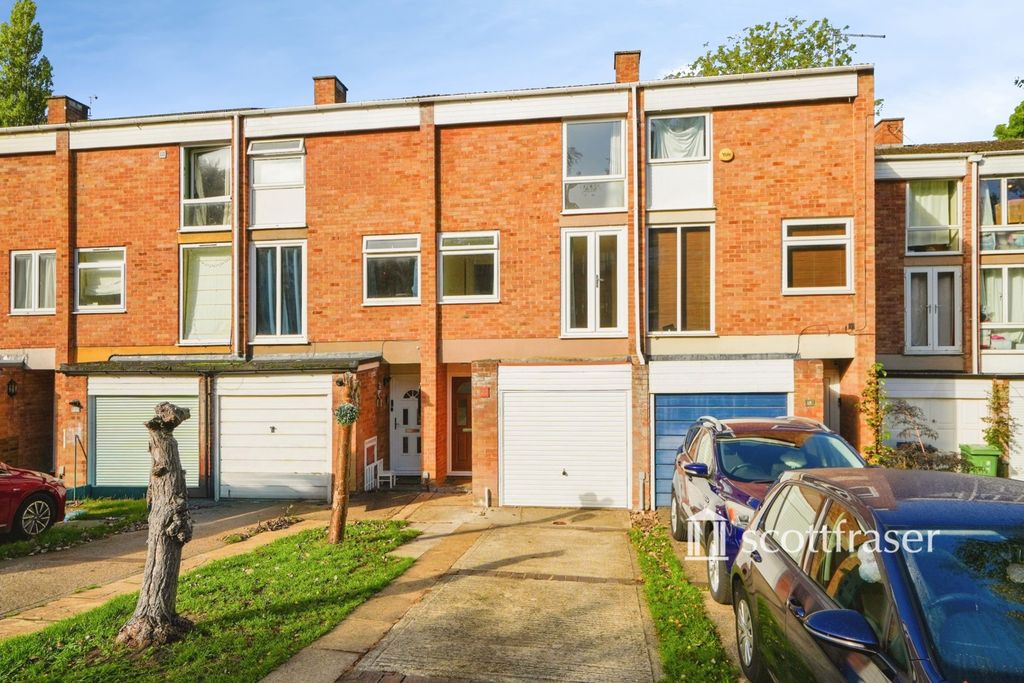 Property photo 1 of 15 Pbox-Img.Jpg
