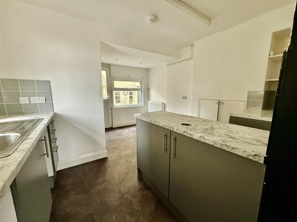 Additional image 11 of 4 bed semi-detached house for saleSt. Margarets Hill, Bradford-On-Avon BA15