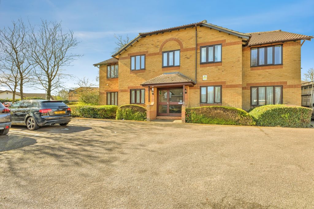 Property photo 1 of 15