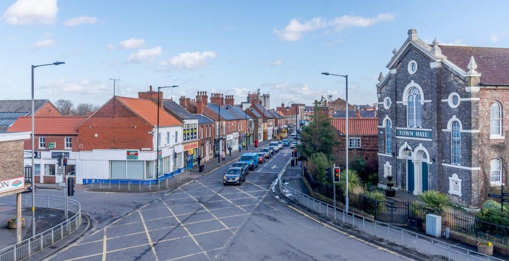 Property photo 3 of 6 View Of Gowthorpe.Jpg