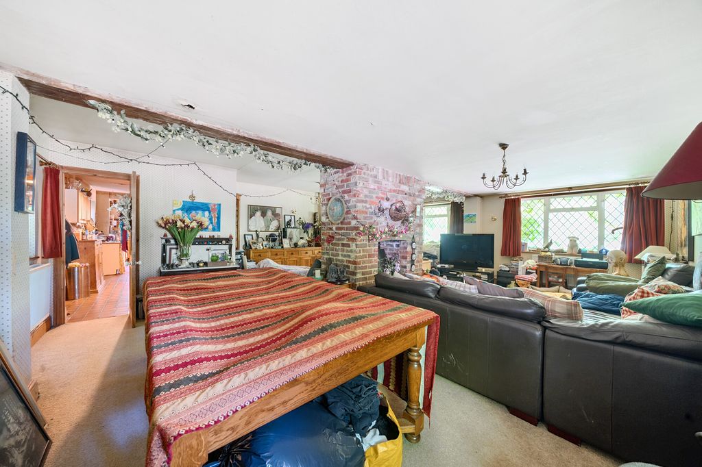 Property photo 3 of 13