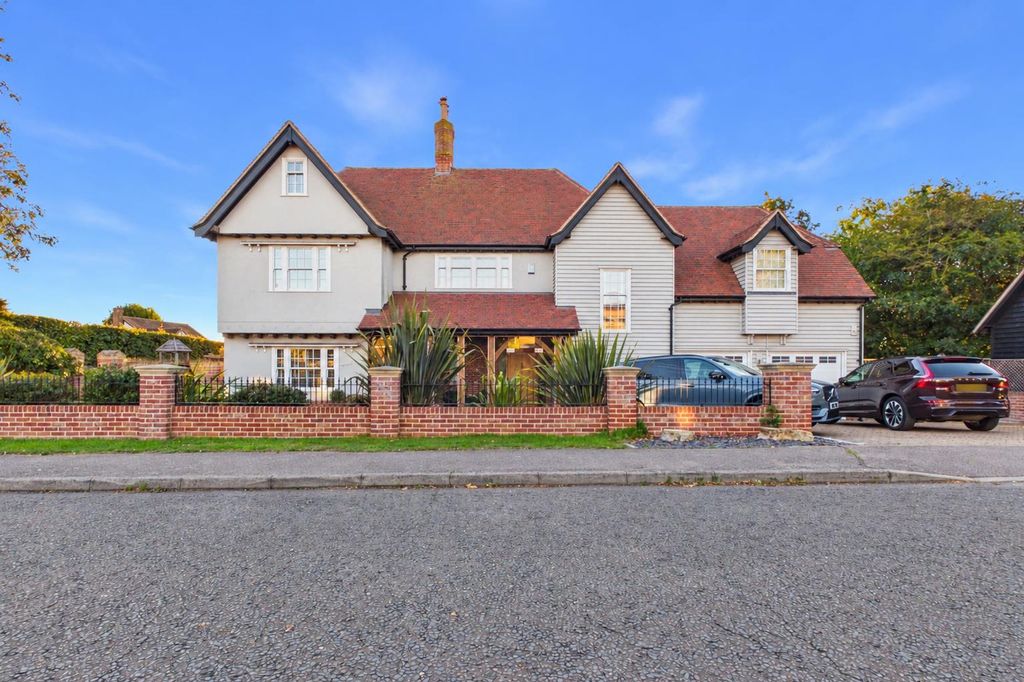 Property photo 1 of 68