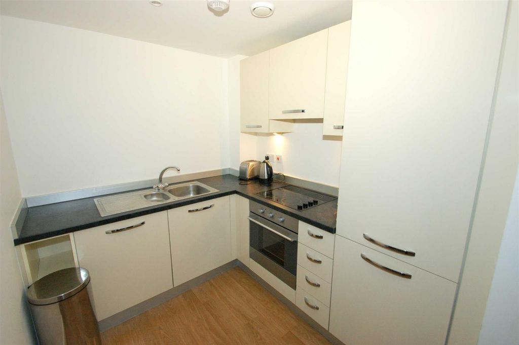 Property photo 3 of 4