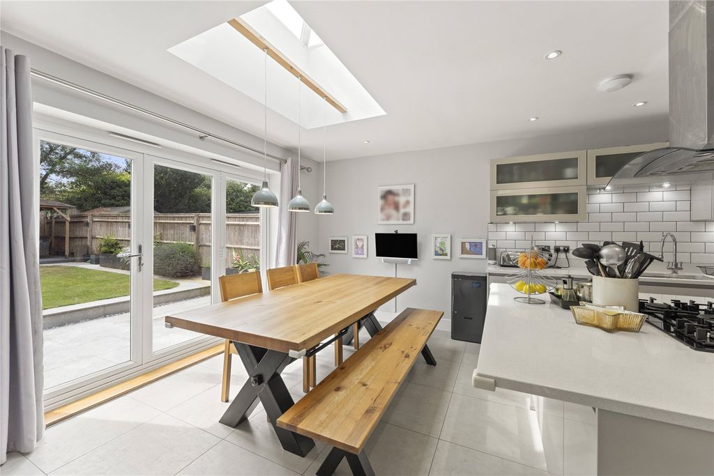 Property photo 2 of 15 Picture No. 08