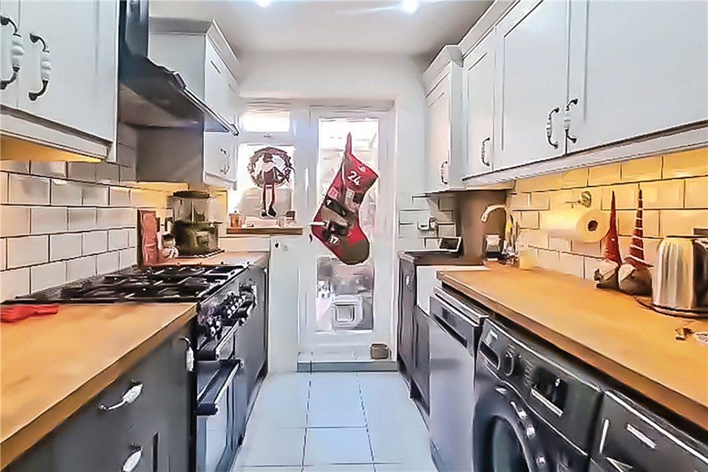 Property photo 1 of 15 Picture No. 01