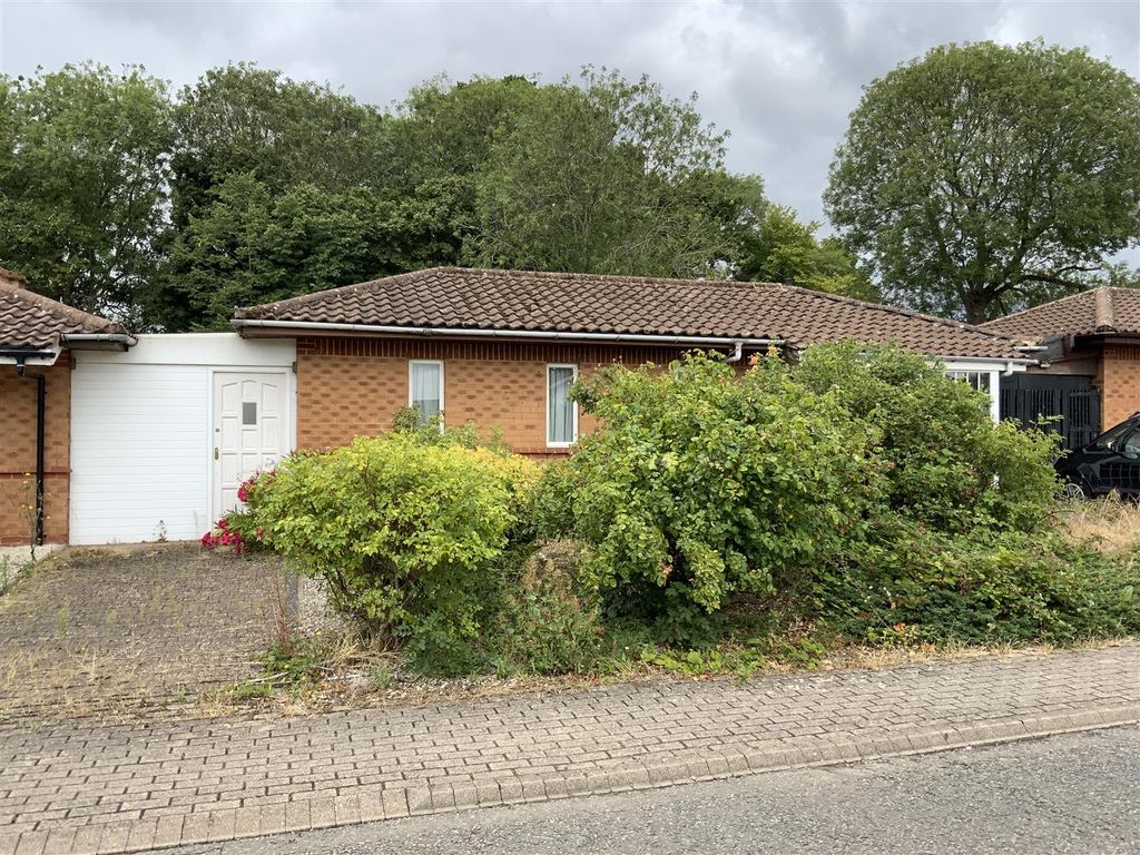 Property photo 1 of 8