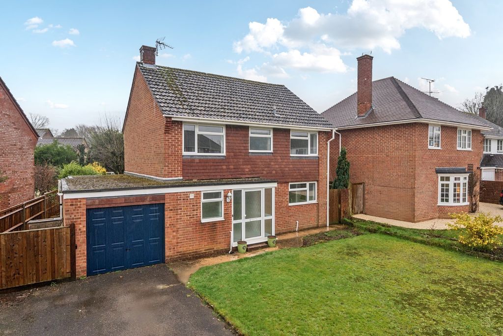 Property photo 1 of 27 Picture No. 02