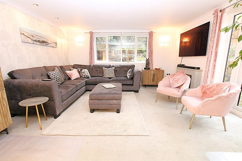 Property photo 3 of 23 Img_8788.Jpg