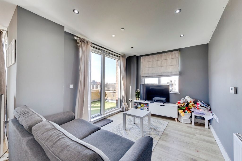 Property photo 2 of 16