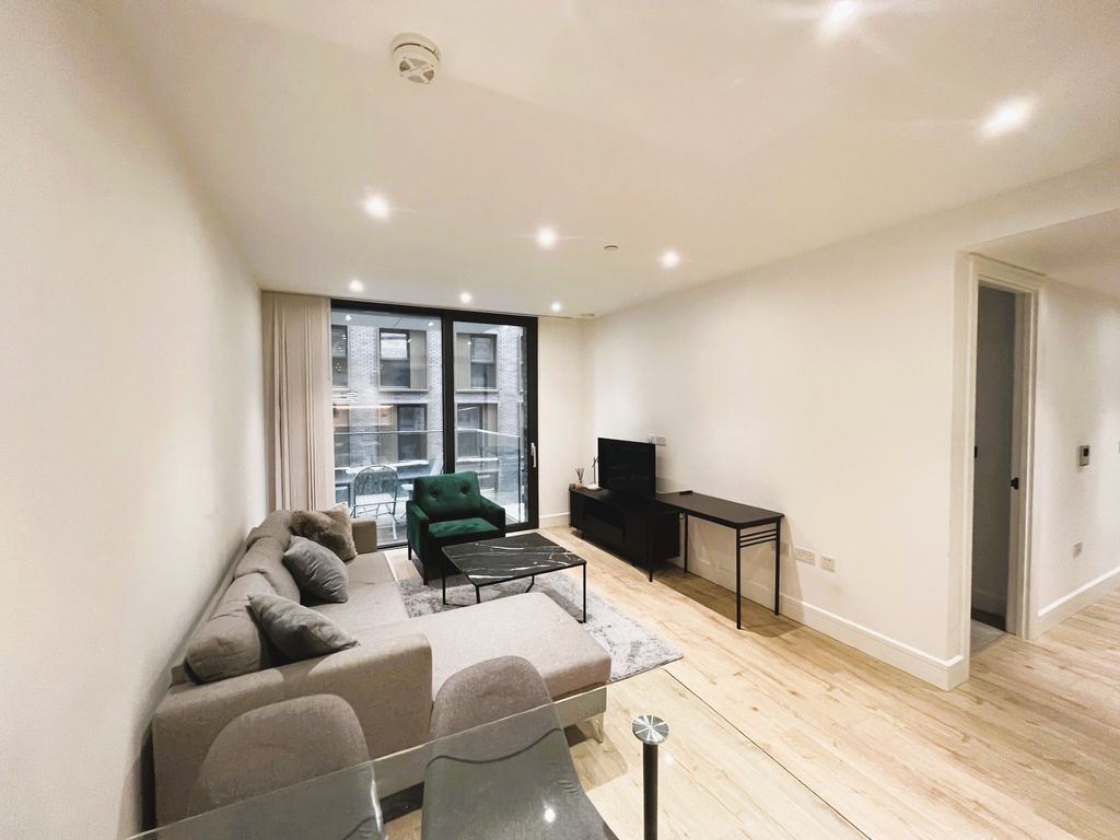 Property photo 2 of 10