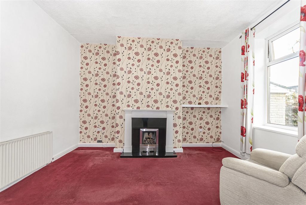Property photo 3 of 14 Alternative View
