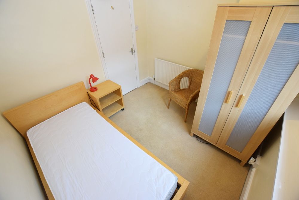 Property photo 2 of 5