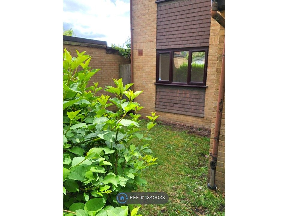 Property photo 3 of 11