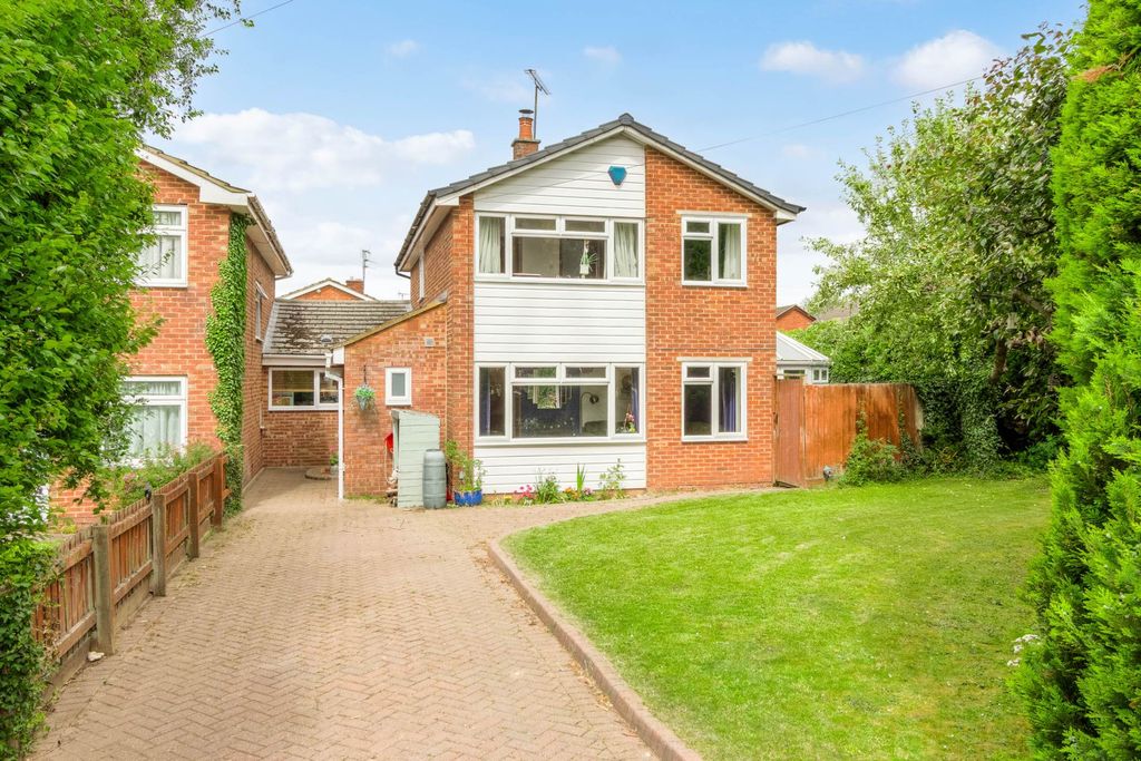 Property photo 1 of 18