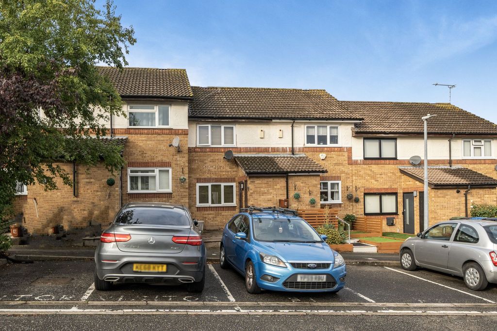 Property photo 1 of 12