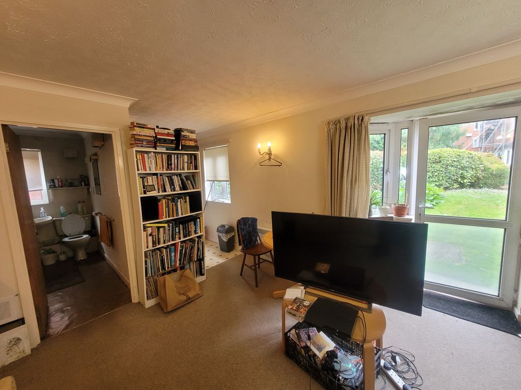 Property photo 2 of 5
