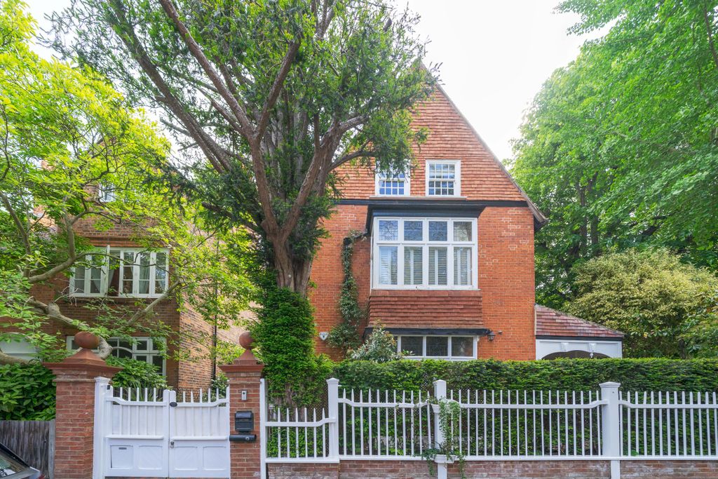 Property photo 1 of 16