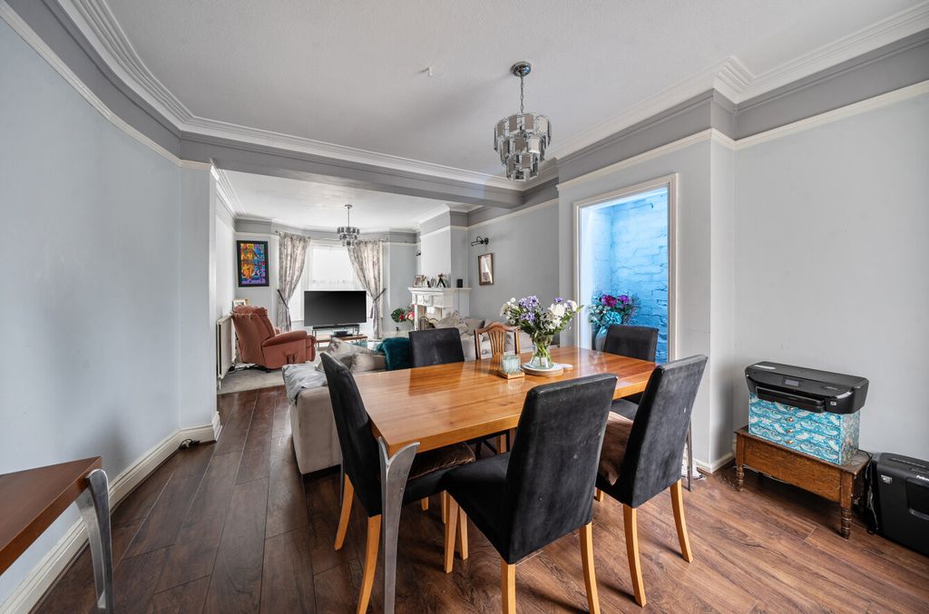 Property photo 3 of 14 1420600-6-69A19F2...