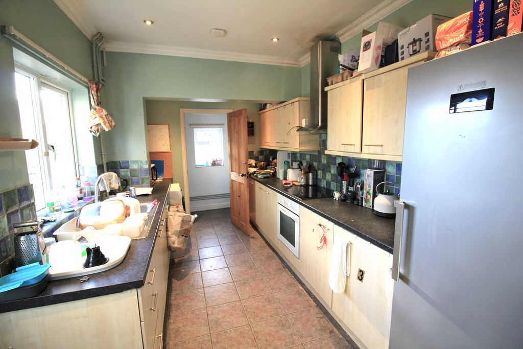 Property photo 2 of 5