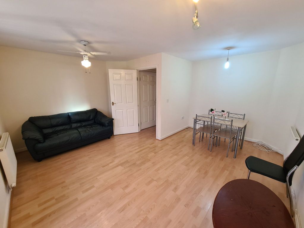 Property photo 2 of 17 Photograph 2