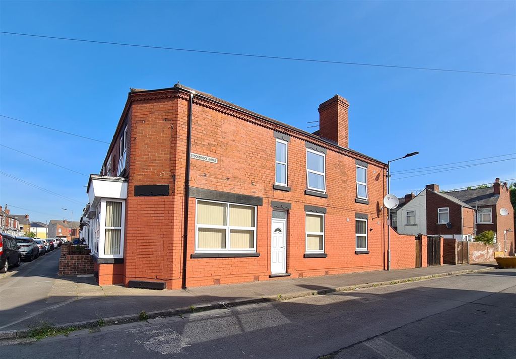 Property photo 1 of 9 2 Bedroom Ground Floor Flat For Rent