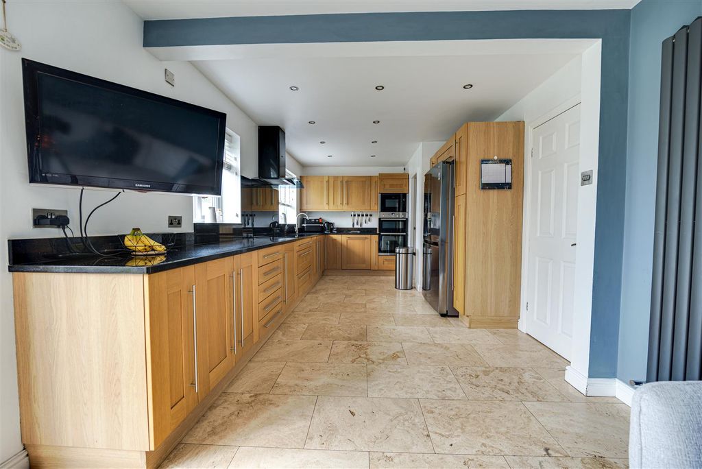 Property photo 3 of 27 Dsc_3597-Dsc_3599.Jpg