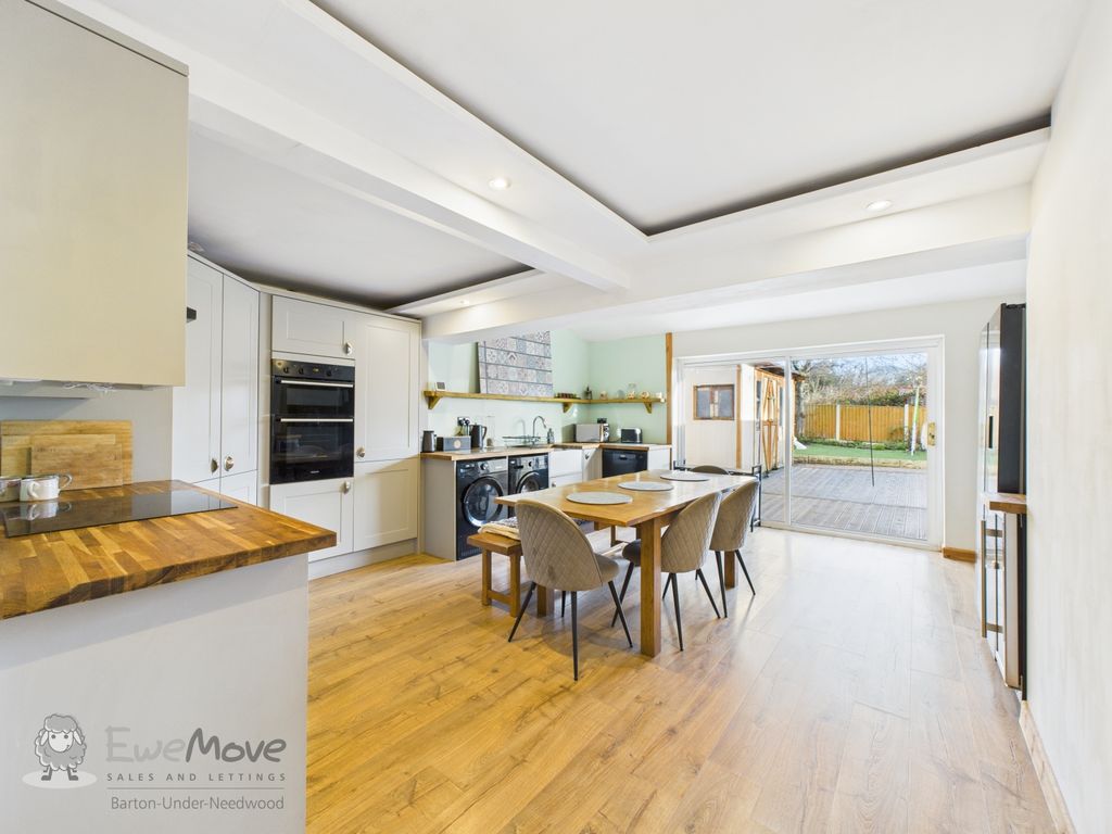 Property photo 3 of 20 Kitchen A