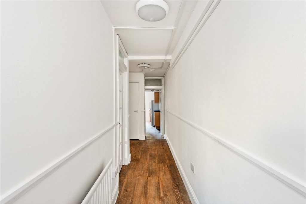 Property photo 2 of 10 Picture No. 04