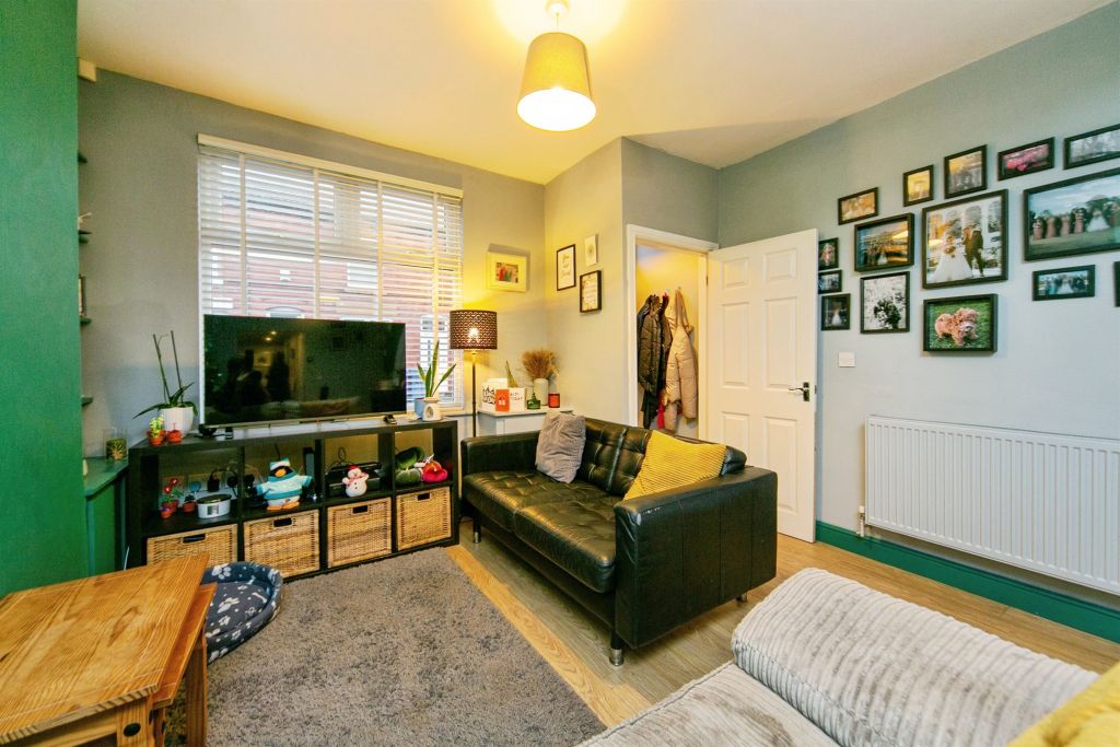 Property photo 3 of 14