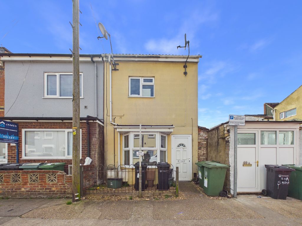 Property photo 1 of 8