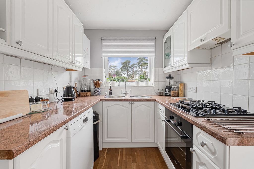 Property photo 2 of 15 9_79111.Jpg