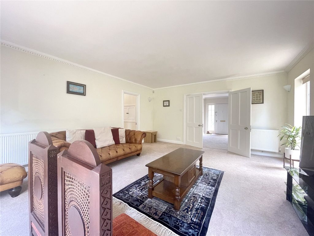 Property photo 3 of 18 Picture No. 23