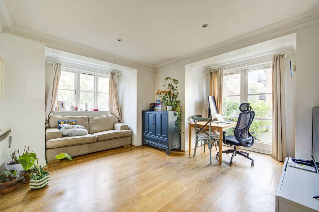 Property photo 3 of 14