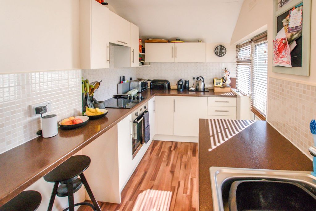 Property photo 2 of 17 Picture No. 02