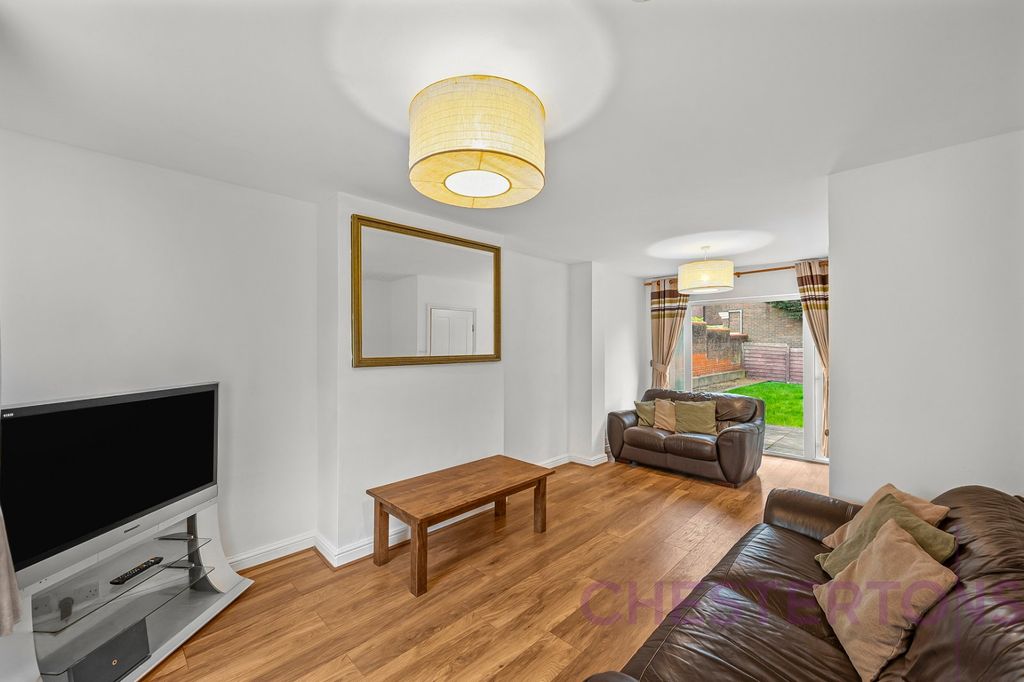 Property photo 3 of 15