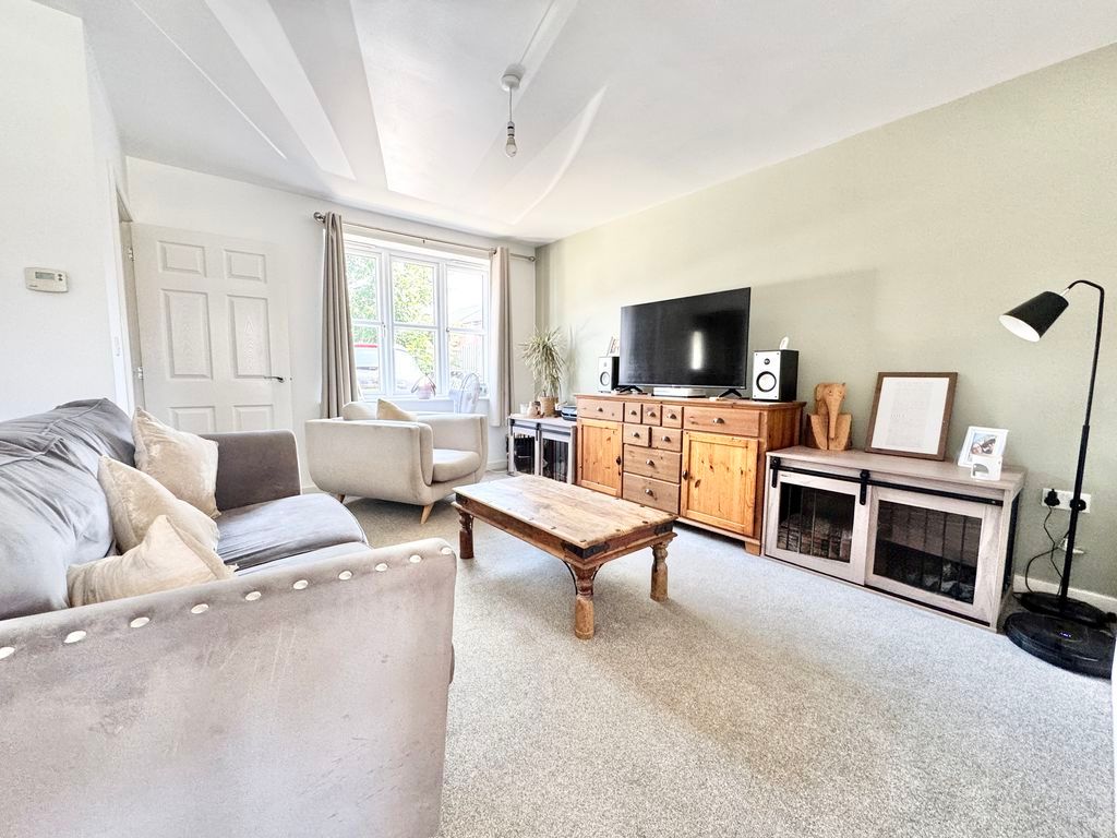 Property photo 2 of 18 Photo 8