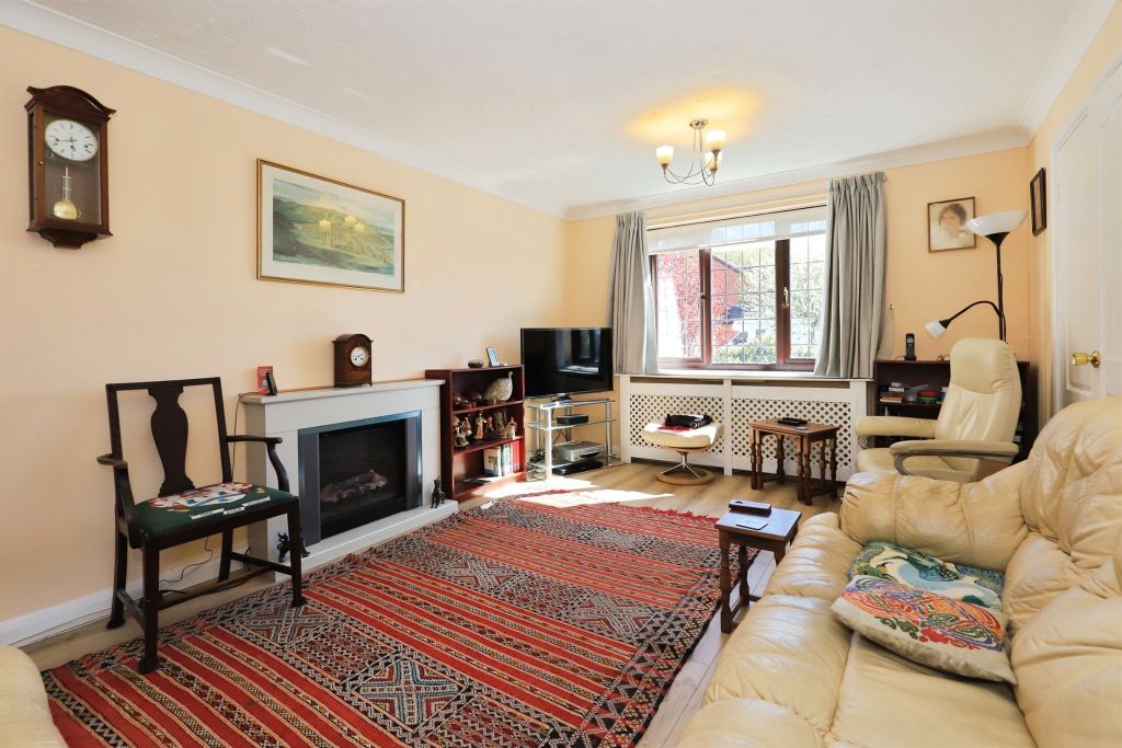 Property photo 2 of 19