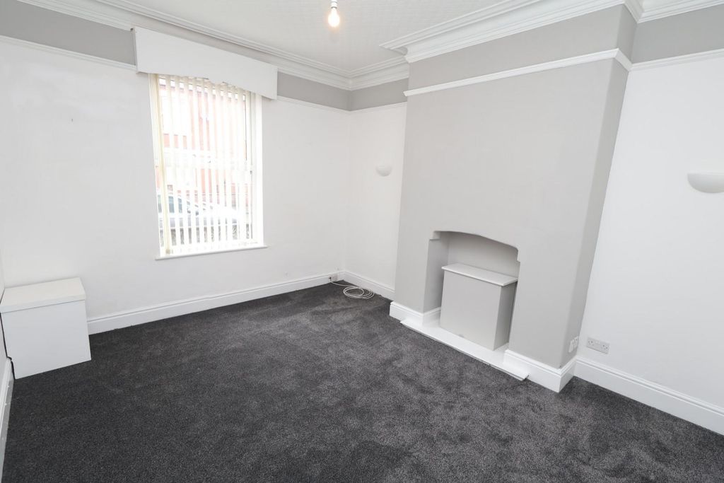 Property photo 2 of 13 1.Jpg