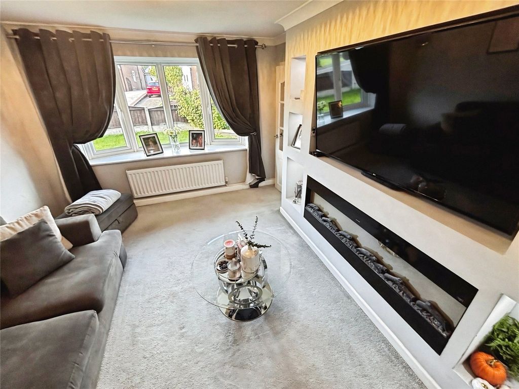 Property photo 2 of 19 Living Room