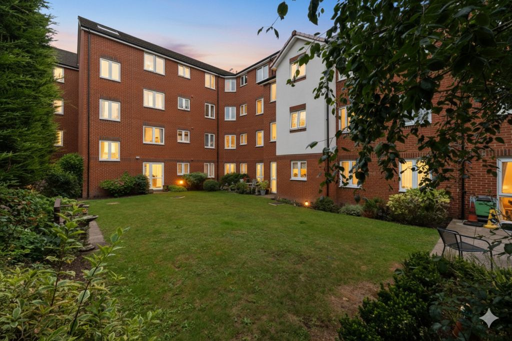 Property photo 2 of 15