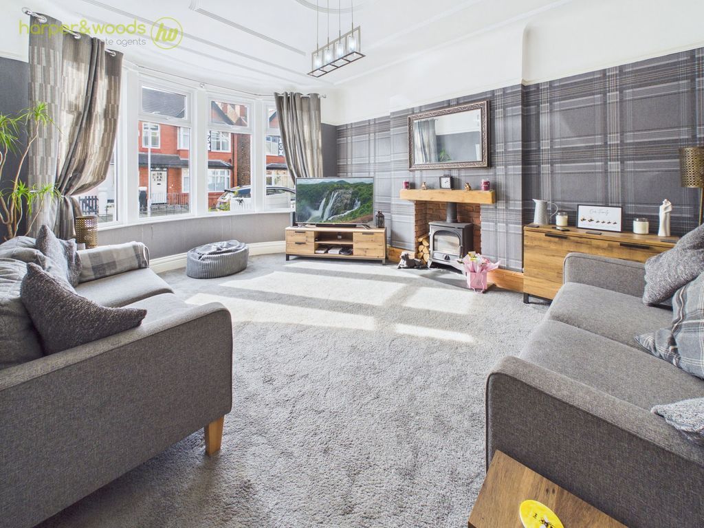 Property photo 3 of 38