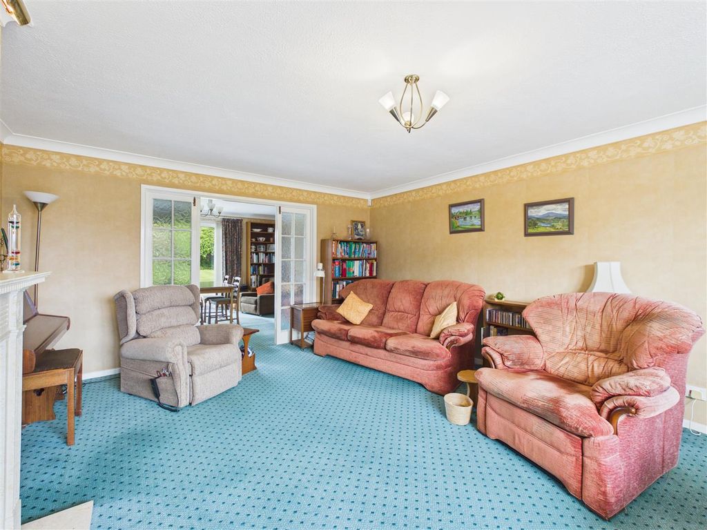 Property photo 2 of 38 Cam02935G0-Pr0127-Still005.Jpg