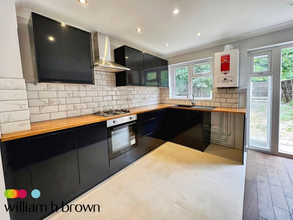 Property photo 3 of 18 Image