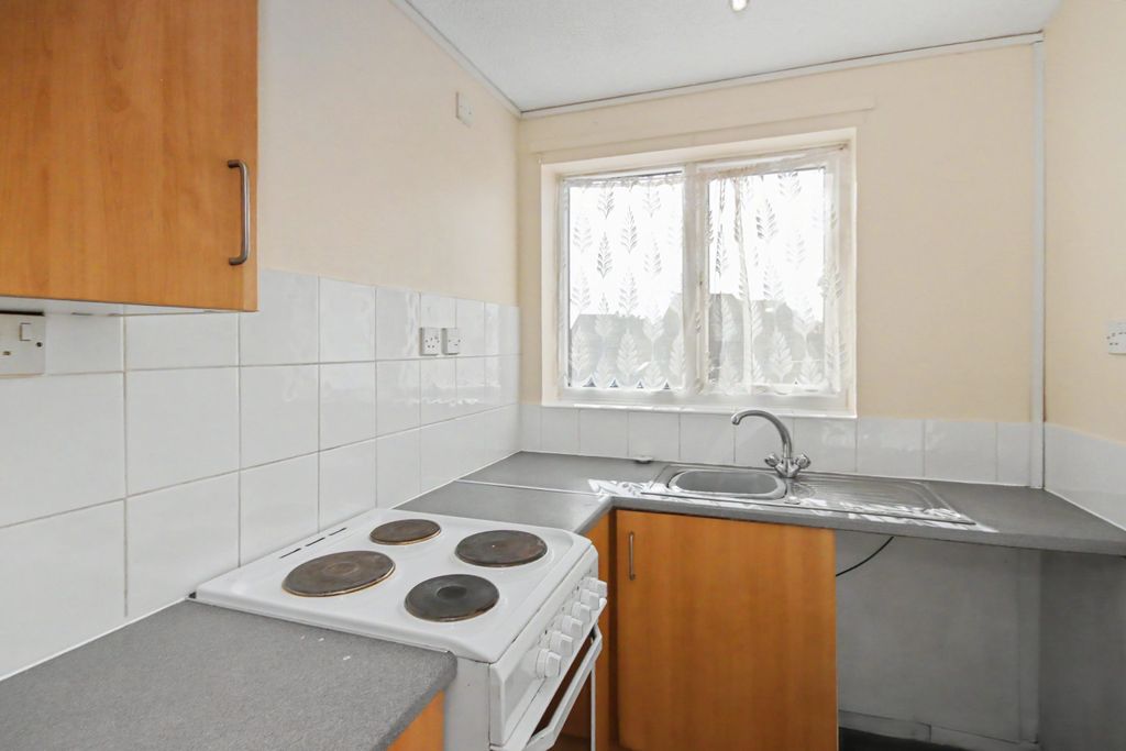 Property photo 2 of 14 Photo 1