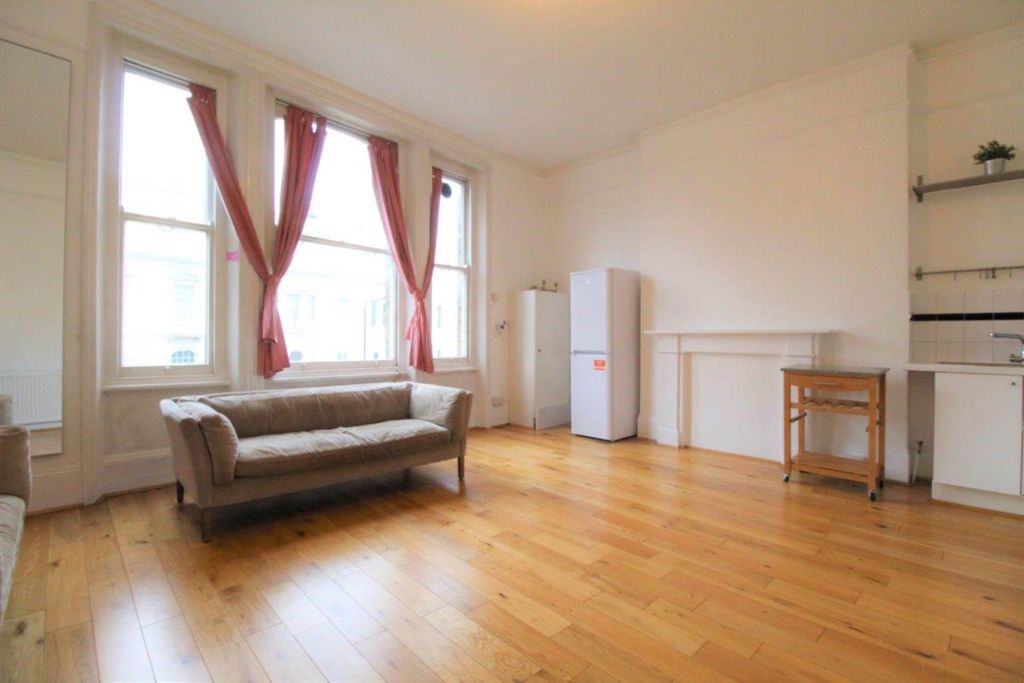 Property photo 2 of 7