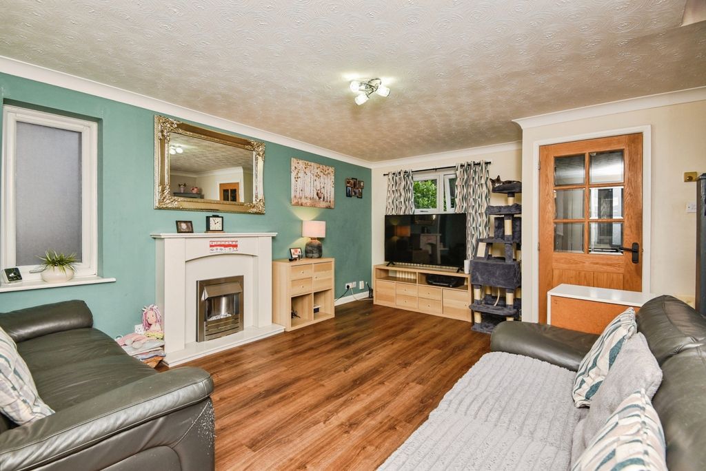 Property photo 2 of 20 Pbox-Img.Jpg