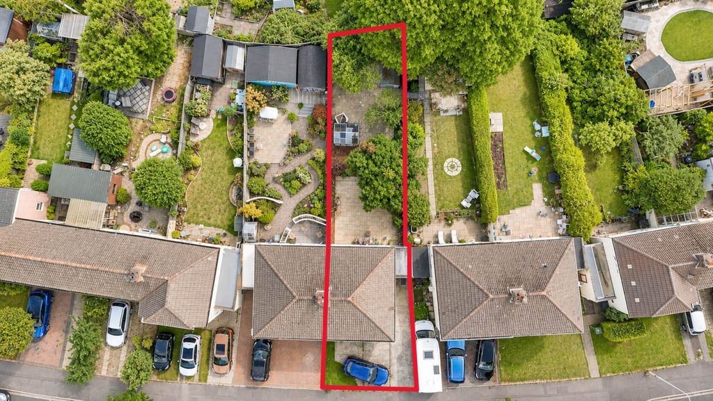 Property photo 2 of 16