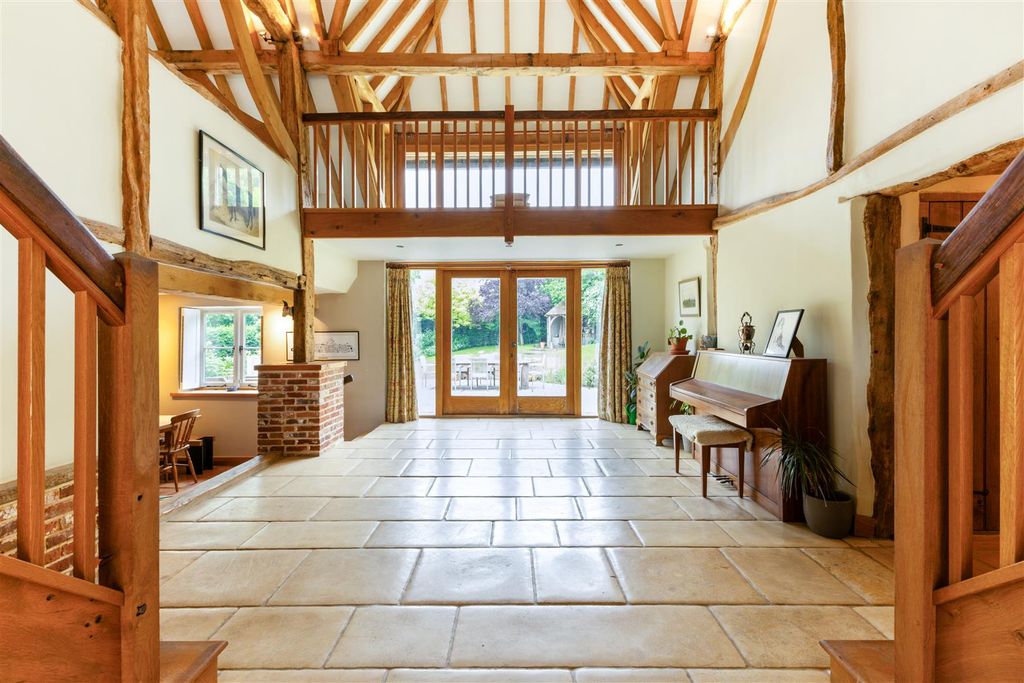 Property photo 3 of 16 Hall